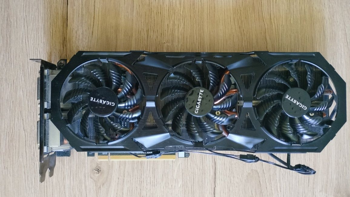 Sprzedam Kartę graficzną GTX 970 4GB WindForece G1