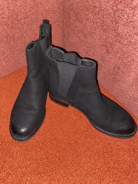 Жіночі ботинки-челсі