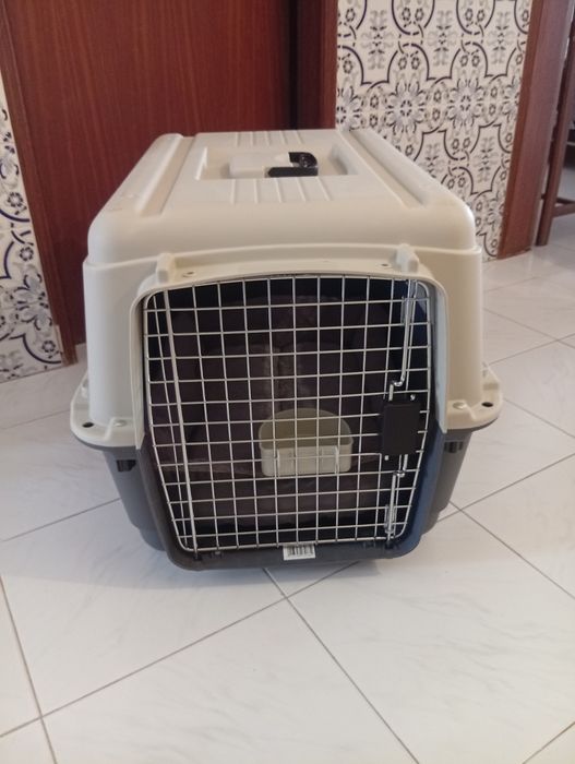 Transportadora de animais de estimação de grande porte, como nova,