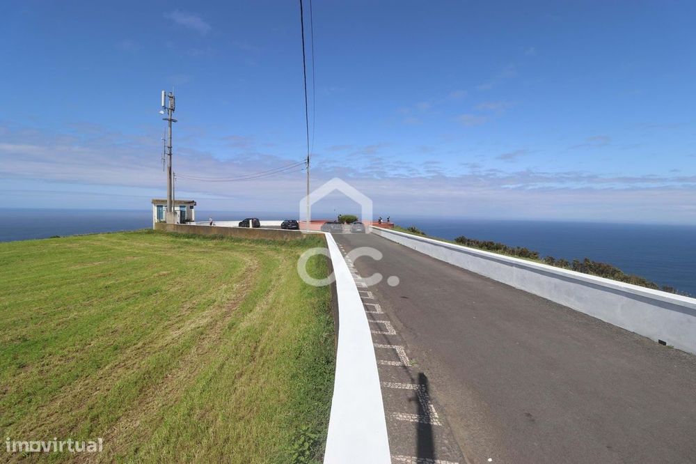 Terreno com 86.480,00 m2 - Ginetes - Ponta Delgada