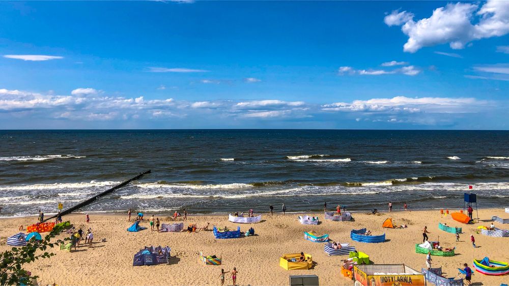 Różanka Rewal 100m do plaży - nocleg pokój pokoje morze ul. Różana 5