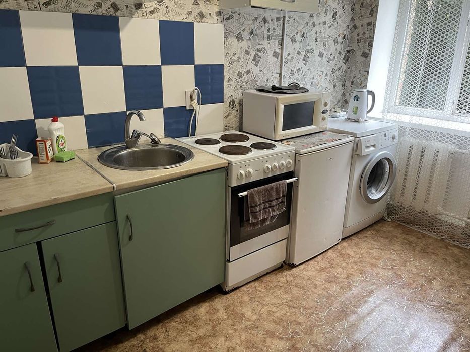 ВІЛЬНА СЬОГОДНІ Подобово2-кімн. біля 5-ї школи.