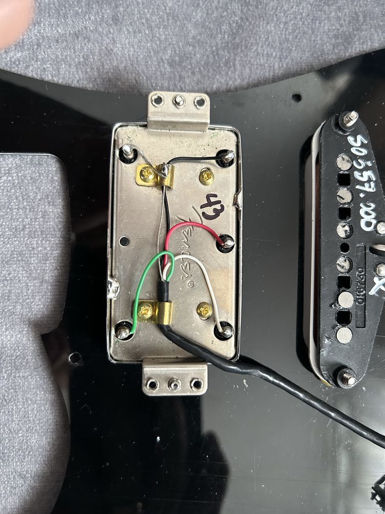 Przetworniki gitarowe fender Stratocaster razem z osprzętem