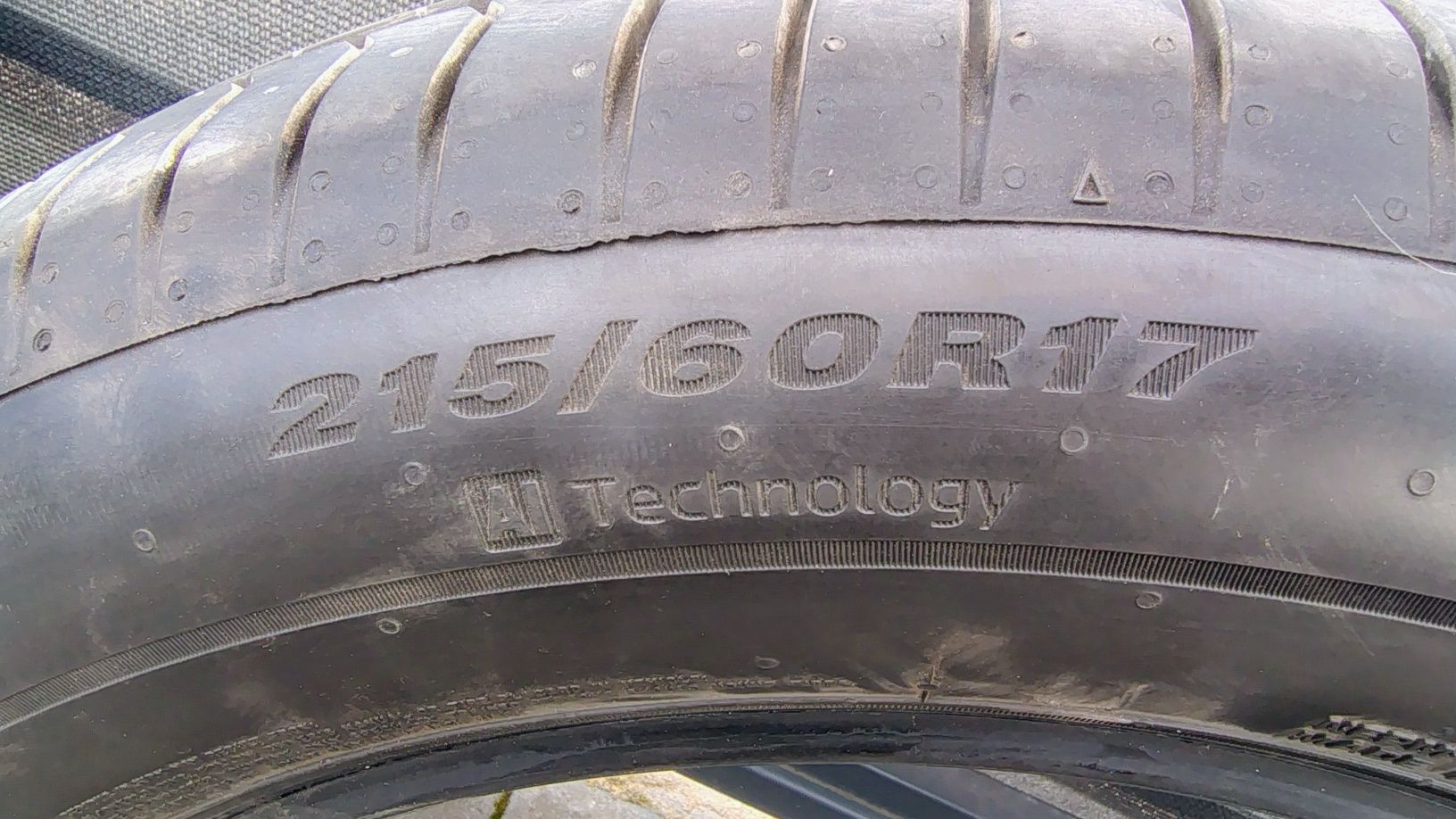 Nexen N'fera Primus 2015/60 R17 Prawie nowe 2025 rok komplet 4 sztuki