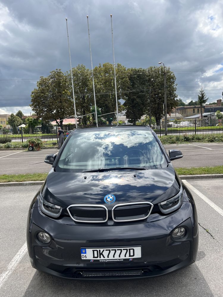 BMW i3 22 kWh (150-170 км) Рівне, Київ, Житомир. Луцьк, Львів