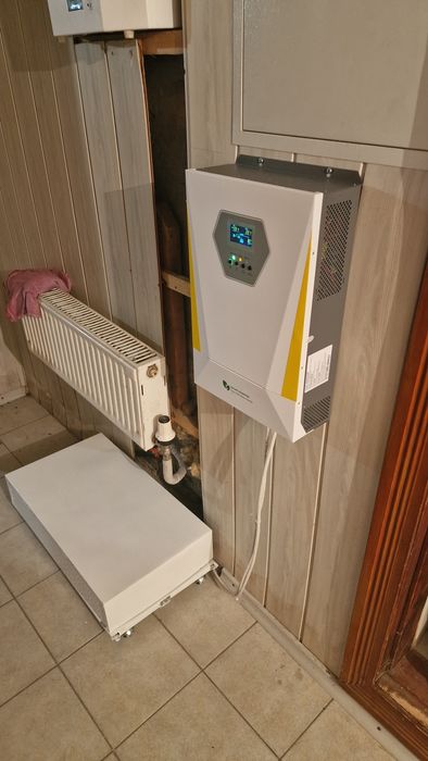 Системи безперебійного живлення будинків з акуму-ром 3-20 квт