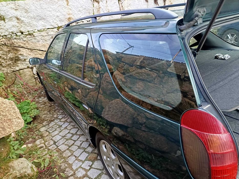 Carrinha Peugeot 306. Ano 2000