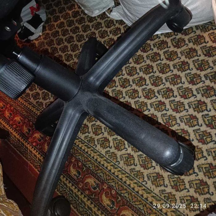 Крісло ігрове Орсон Б/В чорний з жовтим, Київ