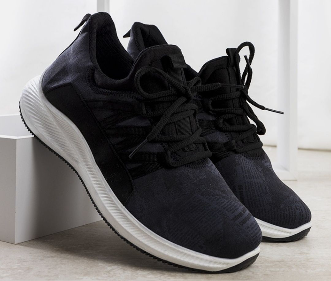 Nowe buty sportowe wkładka 26,5 cm