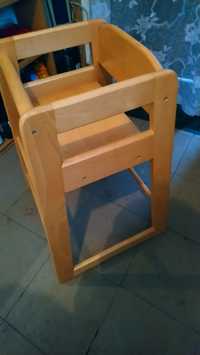 Krzesło dla dziecka drewniane