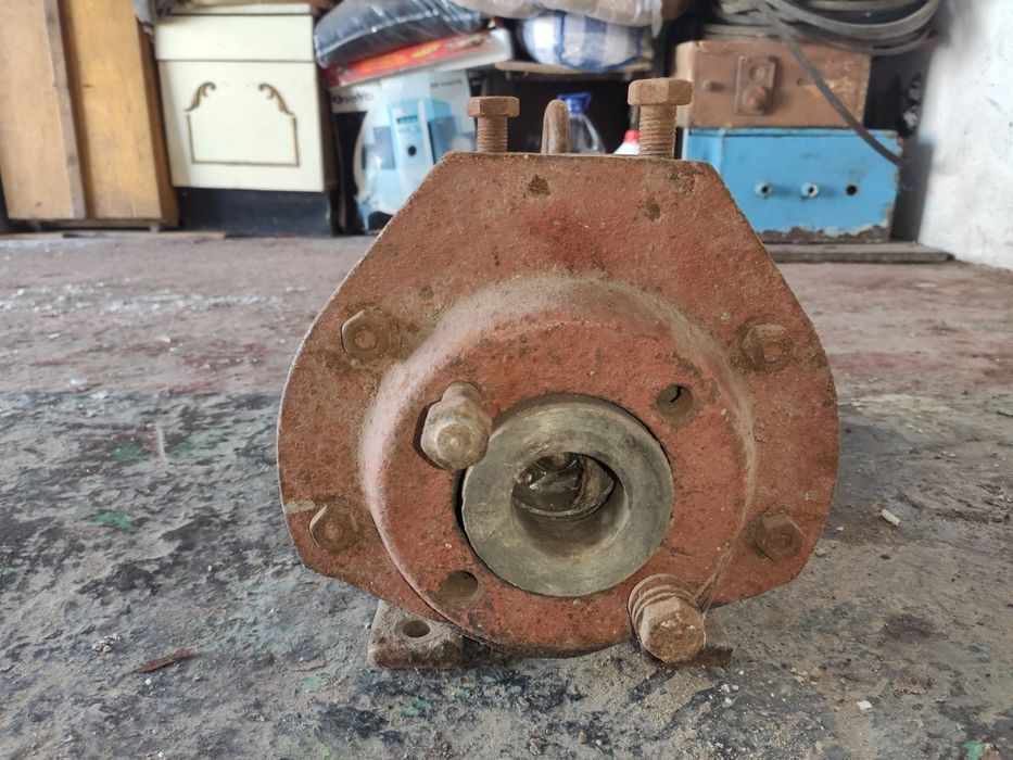 Насос центробежный для разных жидкостей