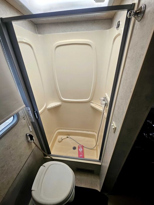 Winnebago Mercedes Sprinter c/ Slide-Out