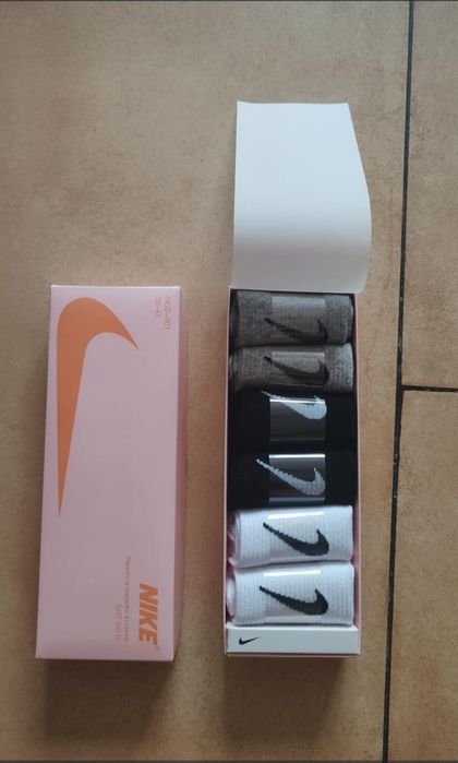 Skarpety zapachowe-perfumowane z opaską na rękę