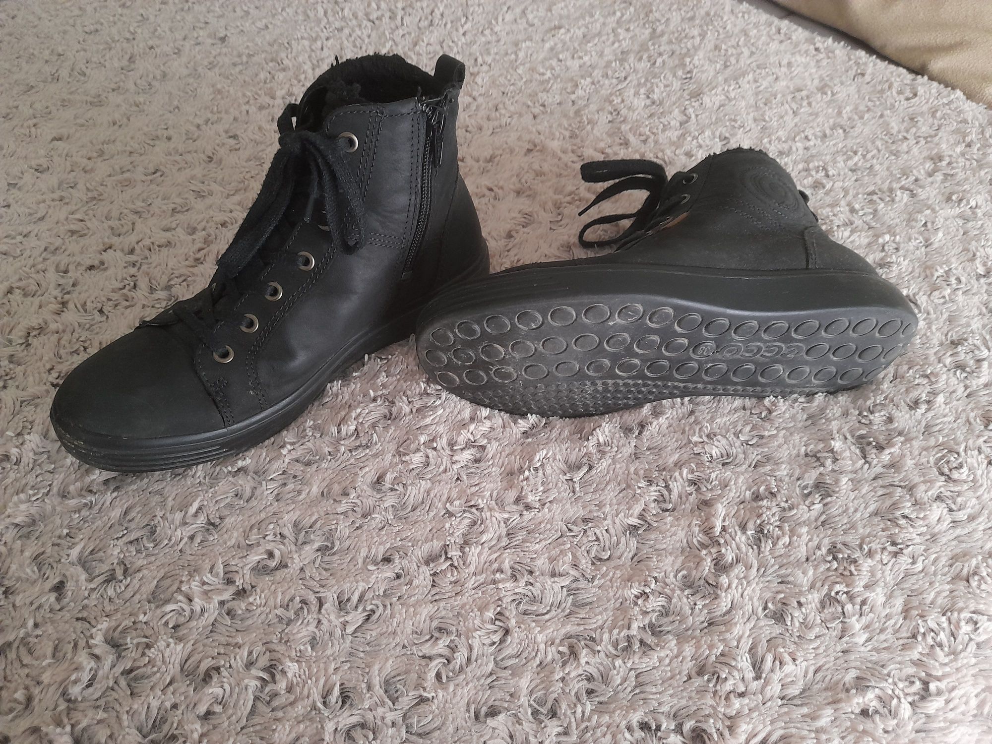 Bota de senhora Ecco