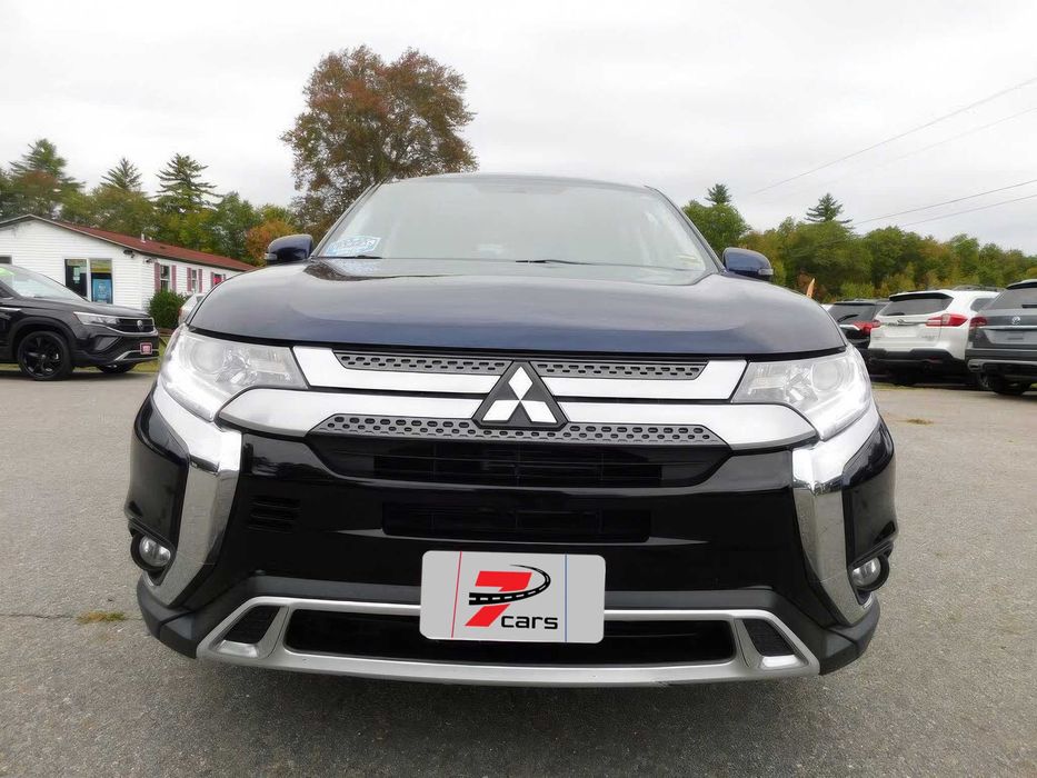 Mitsubishi Outlander SE S-AWC      2019