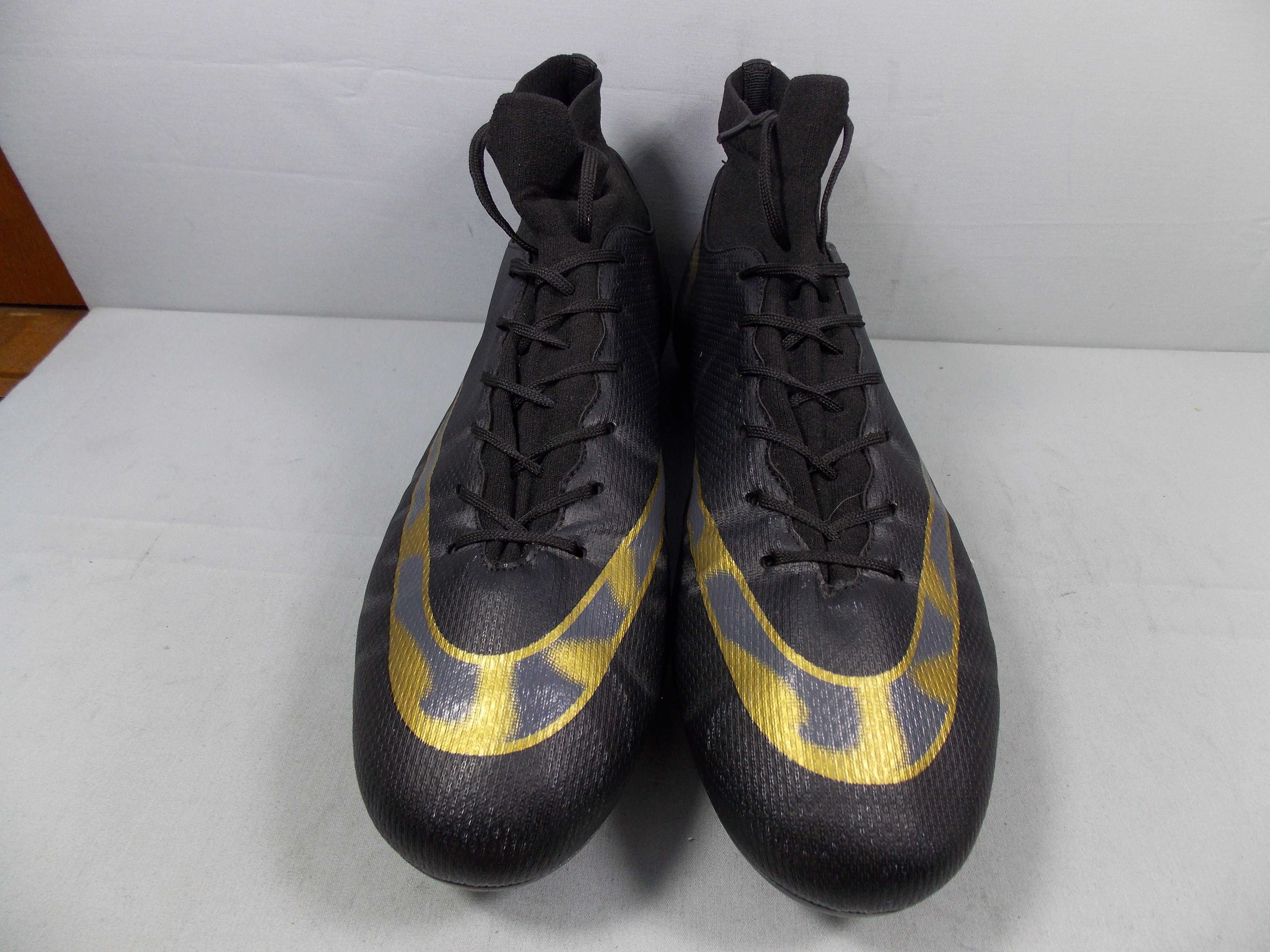 DAOQUAN Pro 360 Mens Football Cleat Shoes