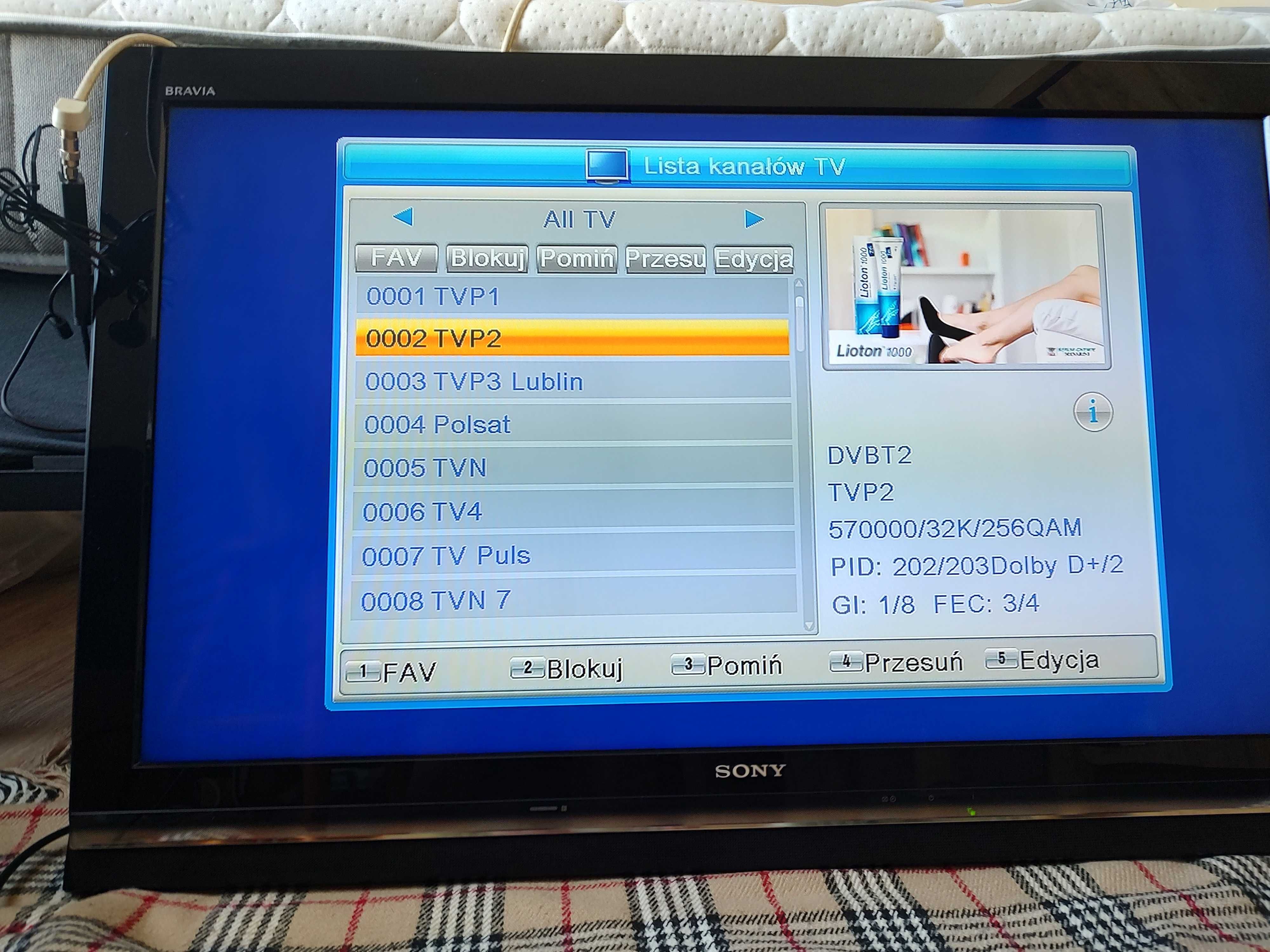 Sprzedam telewizor SONY 40 cali KDL 40W5501 w idealnym stanie