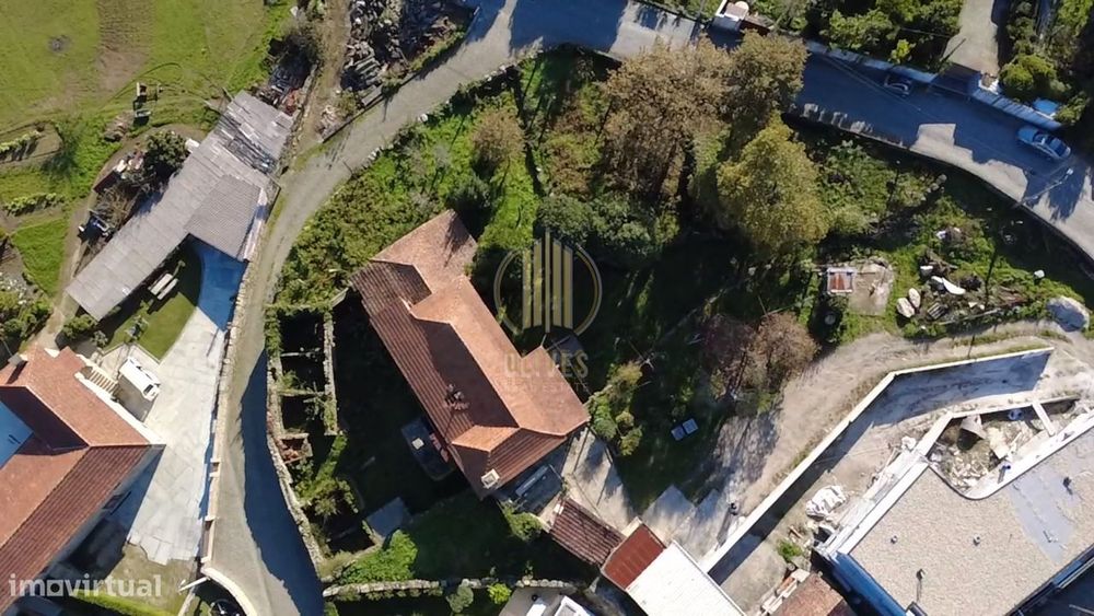 Moradia para Restaurar T4 Venda em Mogege,Vila Nova de Famalicão