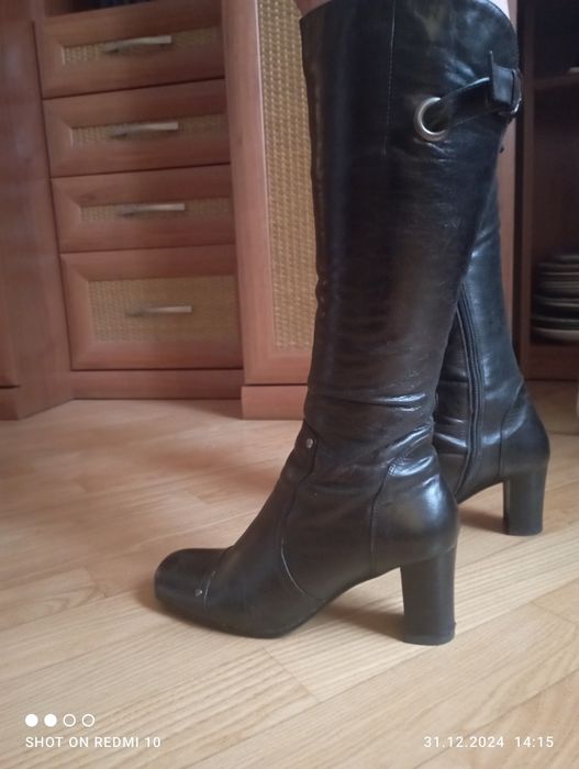 Продам чоботи димісизонні