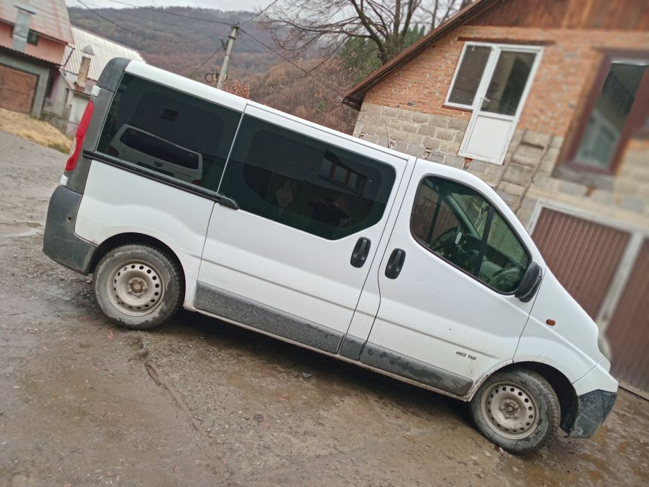 Рено трафік 2.0 6ст