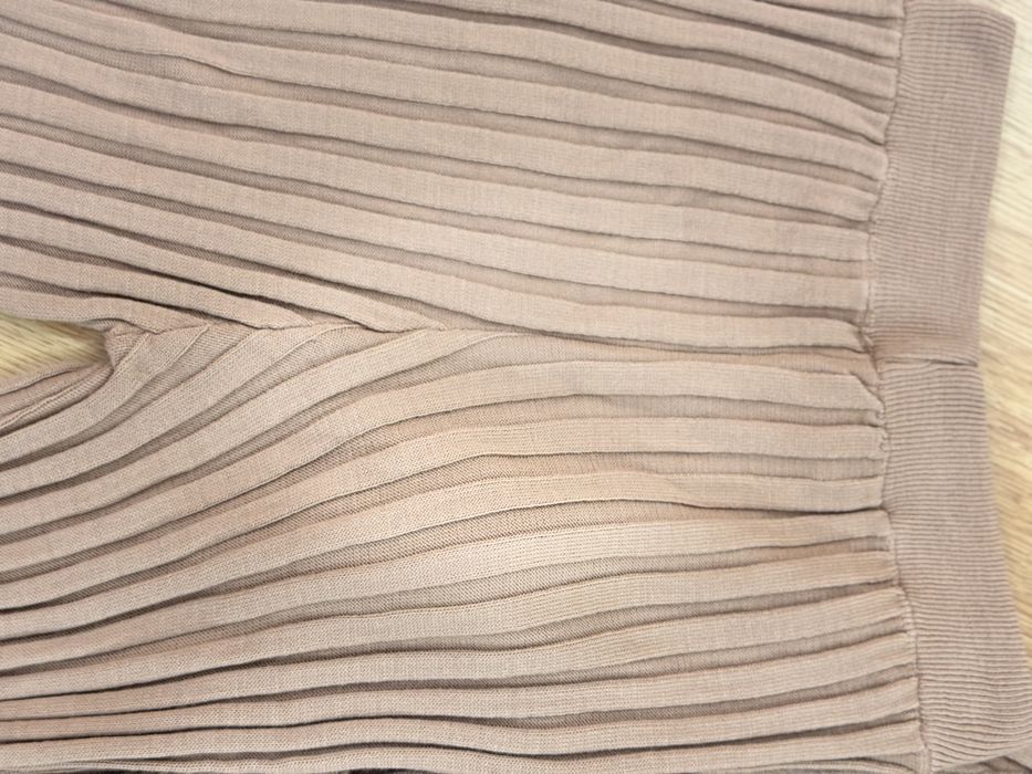 Жіночий трикотажний костюм розмір S