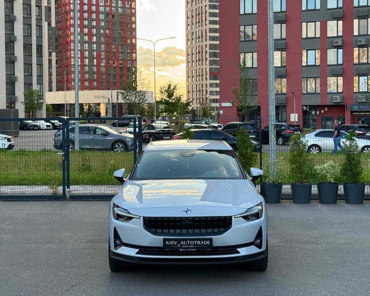 Продаж Polestar 2