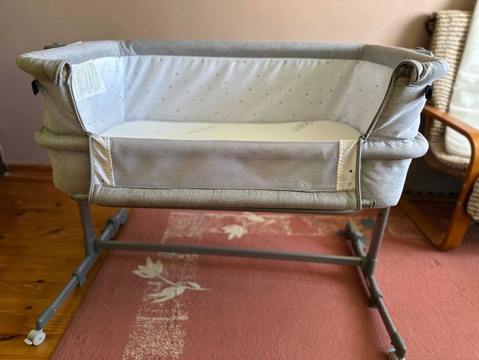 Kinderkraft Łóżeczko dostawne Nestle Up Szare z materacem Rucken