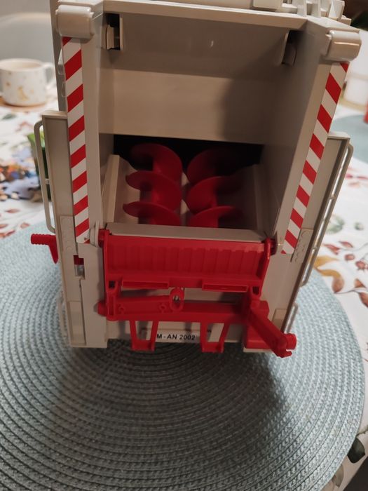 Śmieciarka Bruder MAN