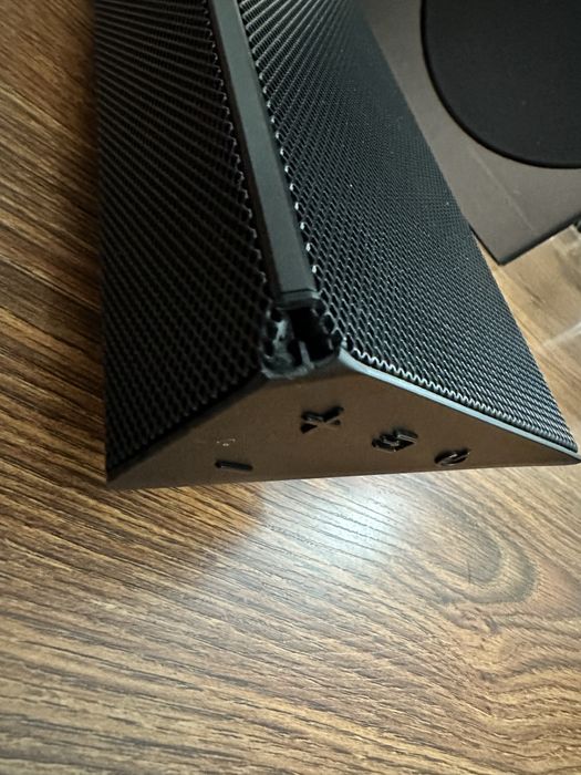 Продаю саундбар Samsung HW-Q60R (Harman Kardon)