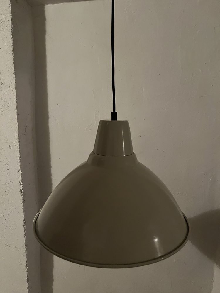 Lampa wisząca stan idealny