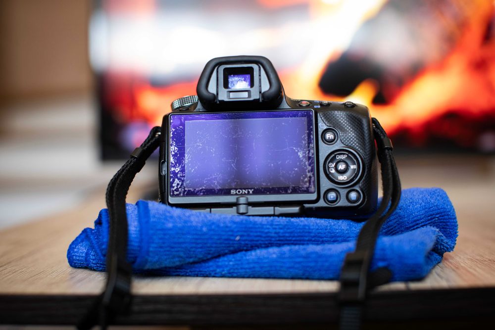 Зеркалка Sony A55V с объективом 18-55 в хорошем состоянии