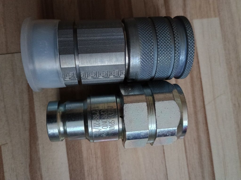 Szybkozlącze hydrauliczne suchodcinajace  gniazdo + wtyczka 1/2"-1/2"