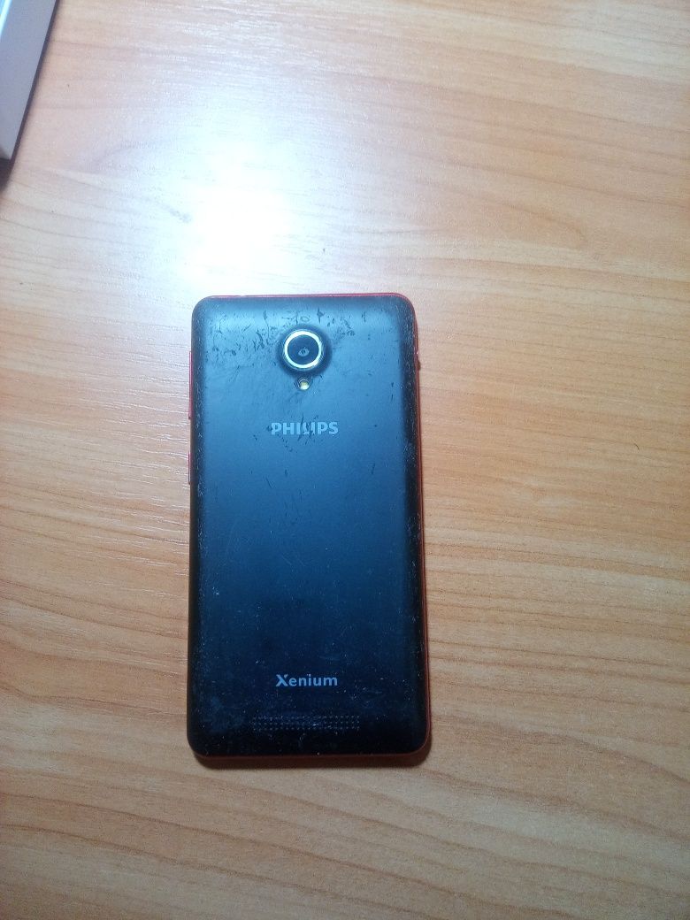 Продам Philips Xenium v377