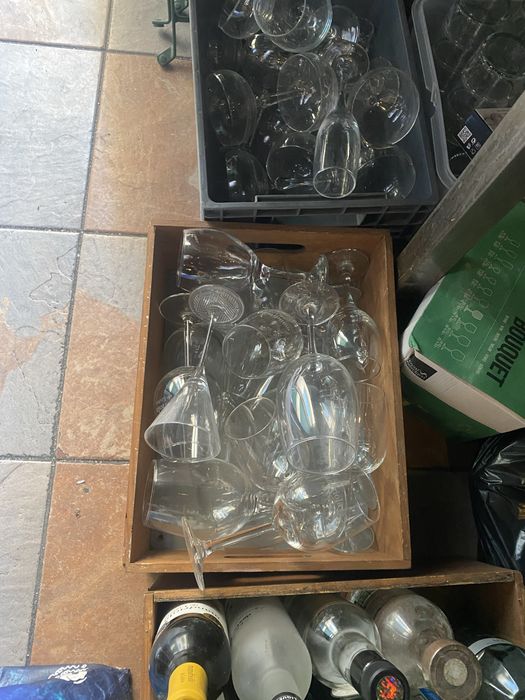 Lote de copos de vinho agua cocktails