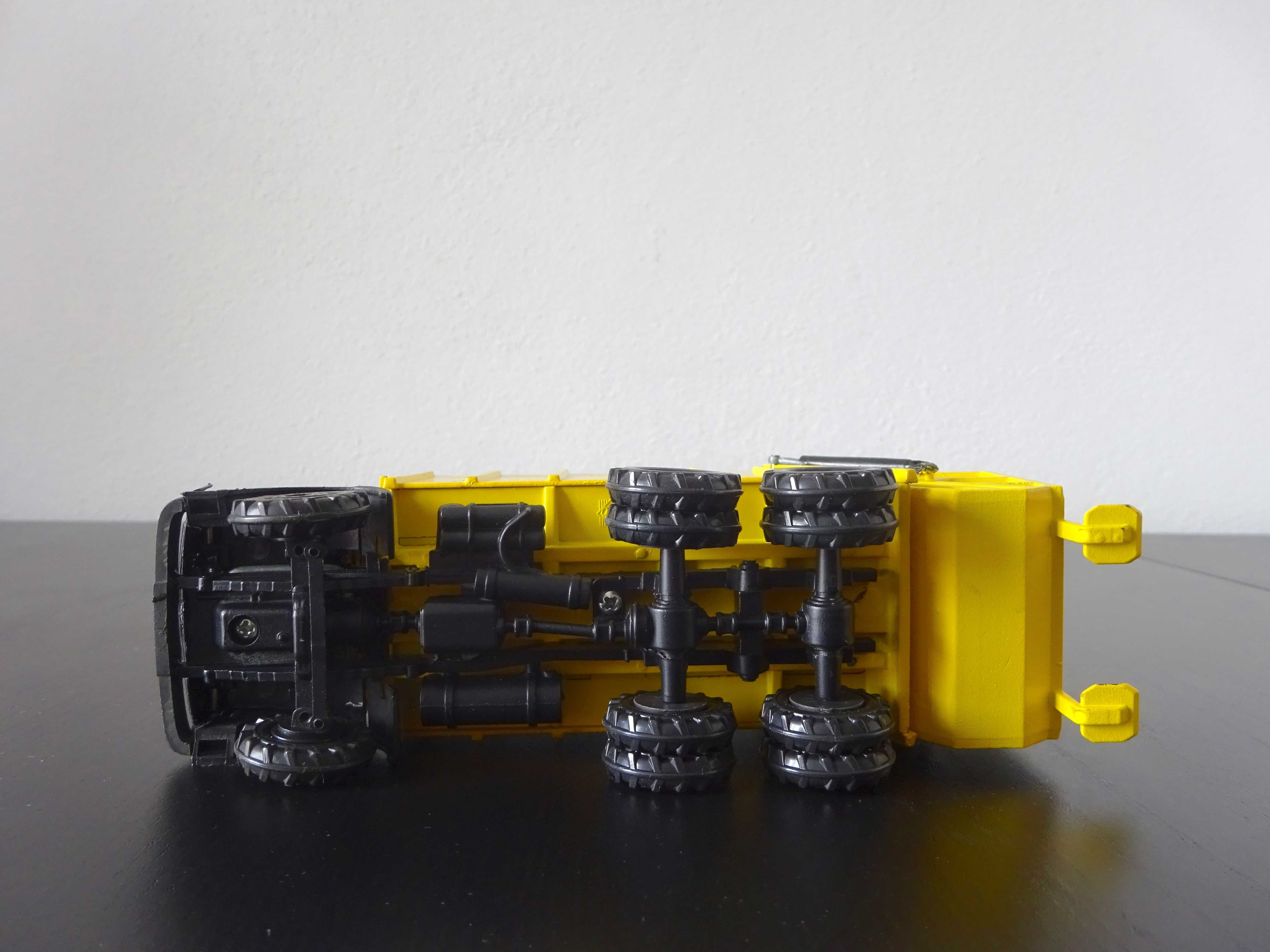 2x 1:50 Gescha Mercedes NG Camiões do Lixo Schörling