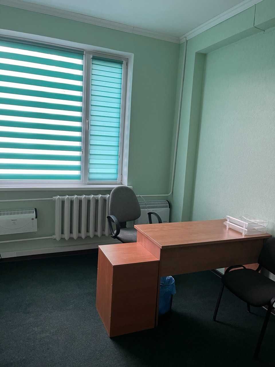 Оренда офісного приміщєння, Поділ, метро Контрактова Площа, 12 м2