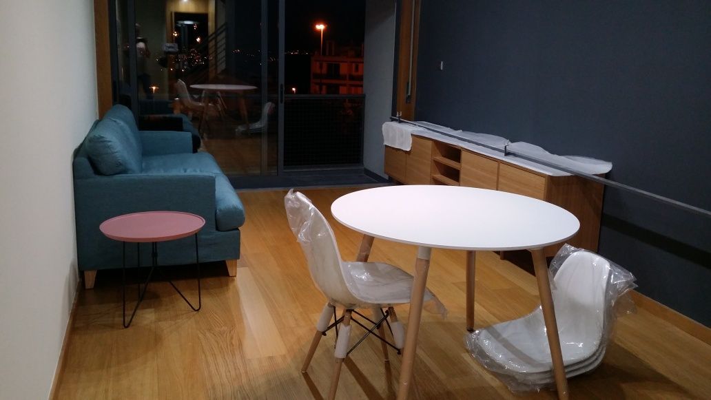 Mesa estilo nórdico