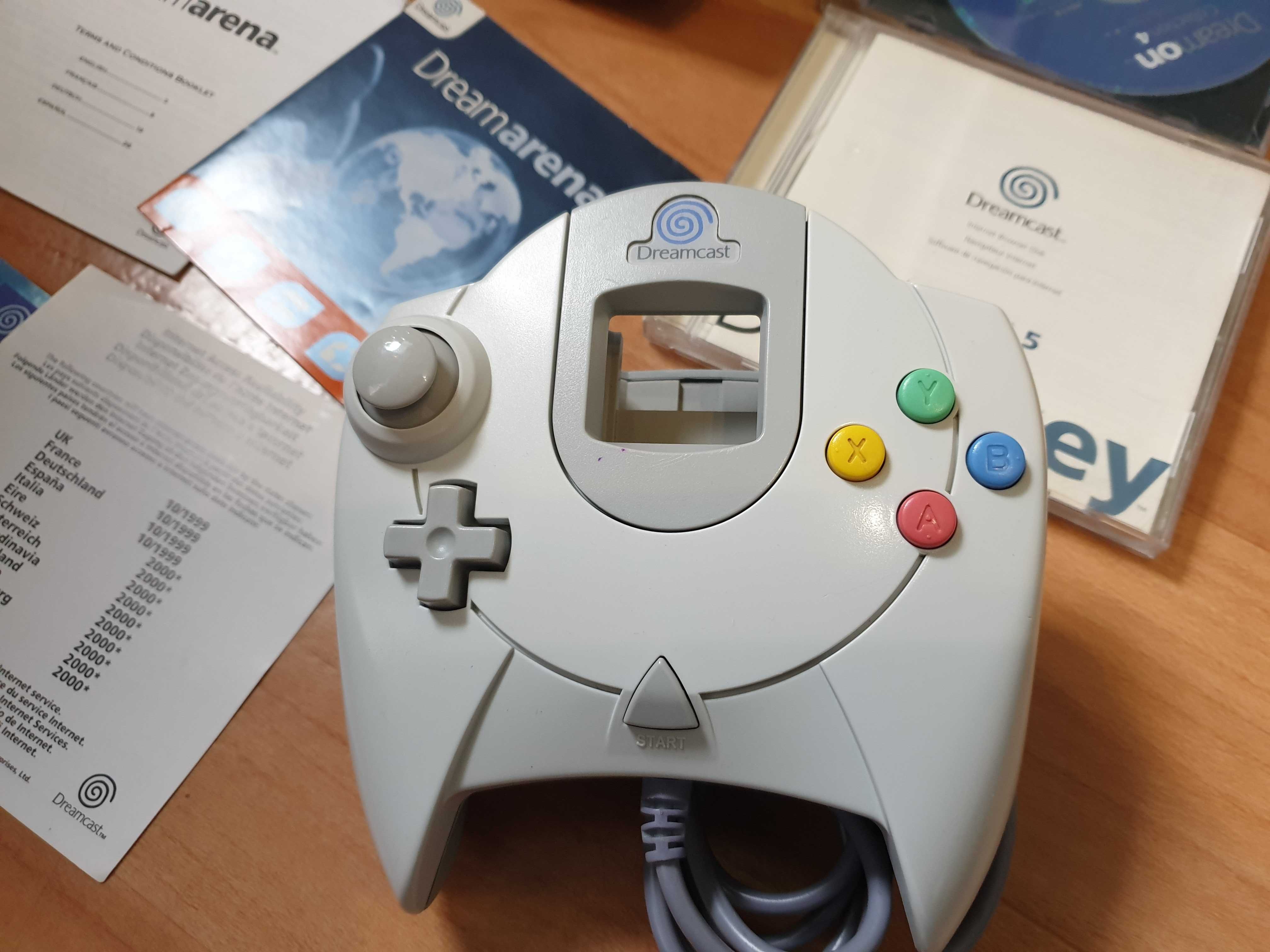 Sega Dreamcast Europe с коробкой+ dreamshell 64Gb с играми