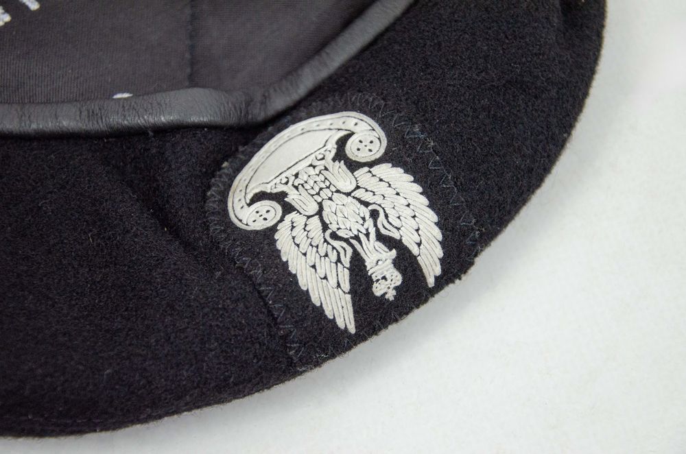 beret wojskowy czarny z gumowym orłem 418/mon 53