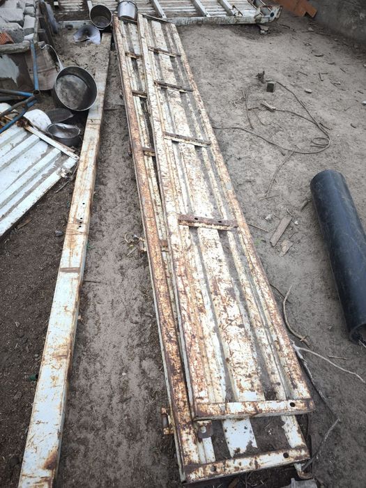 Кузов бортовой Прицеп 2×4,3×0,4 м