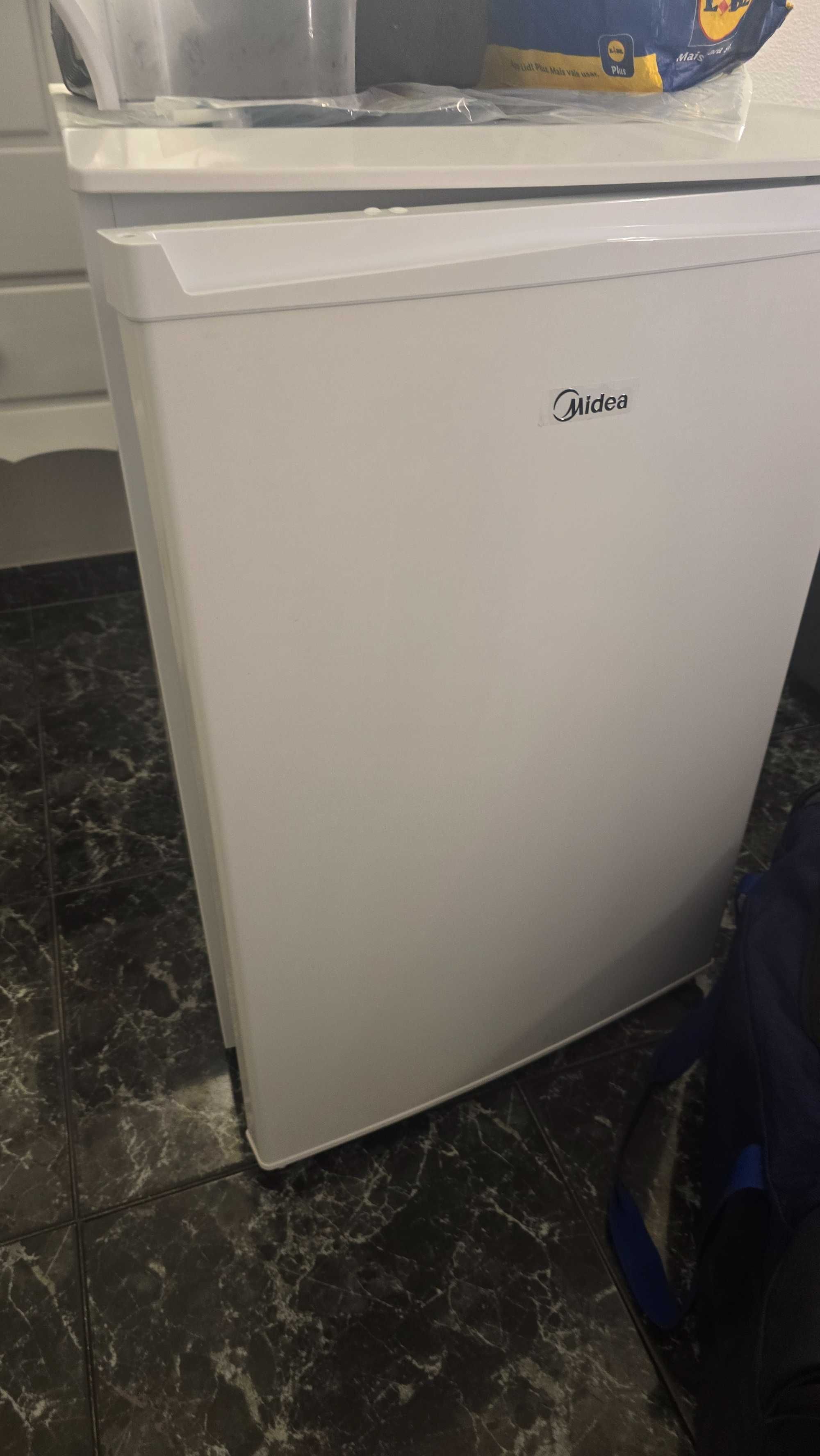 Frigorífico MIDEA 113 L