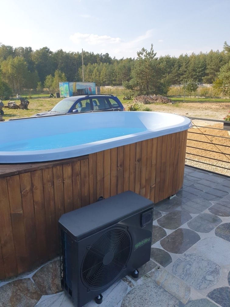 Basen poliestrowy wolnostojący w zabudowie wanna jacuzzi SPA