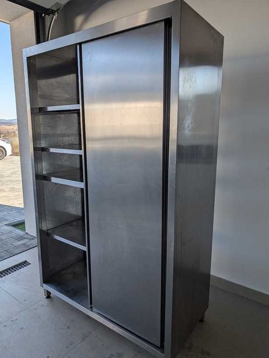 Szafa przelotowa drzwi suwane - stal nierdzewna