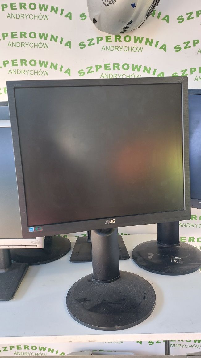 Biurowy Regulowany Monitor LCD
19 cali