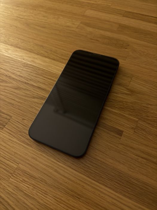 Iphone 13 czarny - 128gb