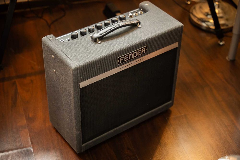 Wzmacniacz gitarowy Fender Bassbreaker 15 Combo
