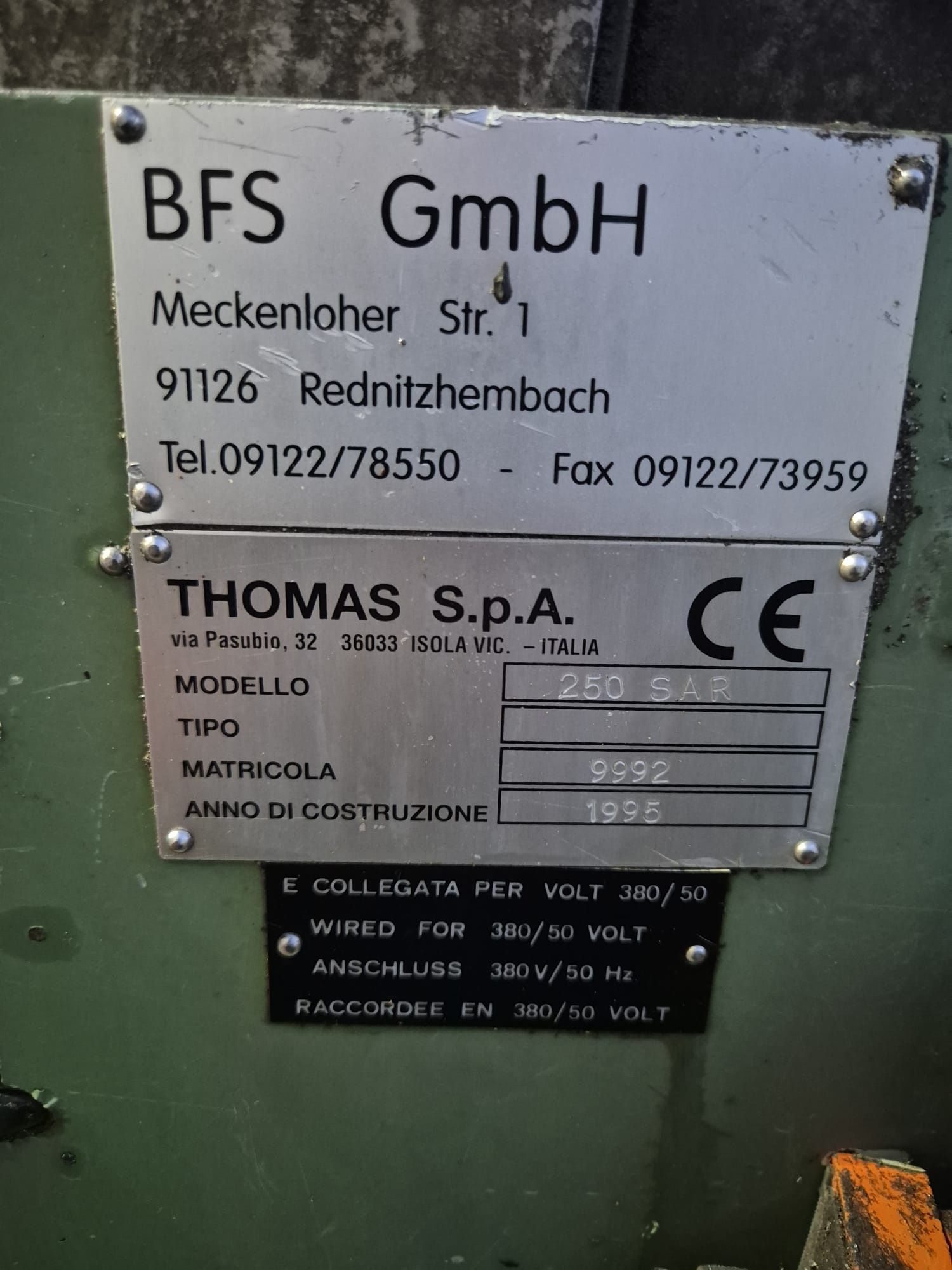 Piła tasmowa przecinarka do metalu Thomas SAR 250