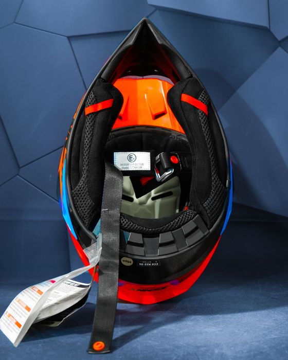 Мотошолом Agv  Shark Hjc shoei Scorpion Xlite  Ruroc Nolan rpha pista