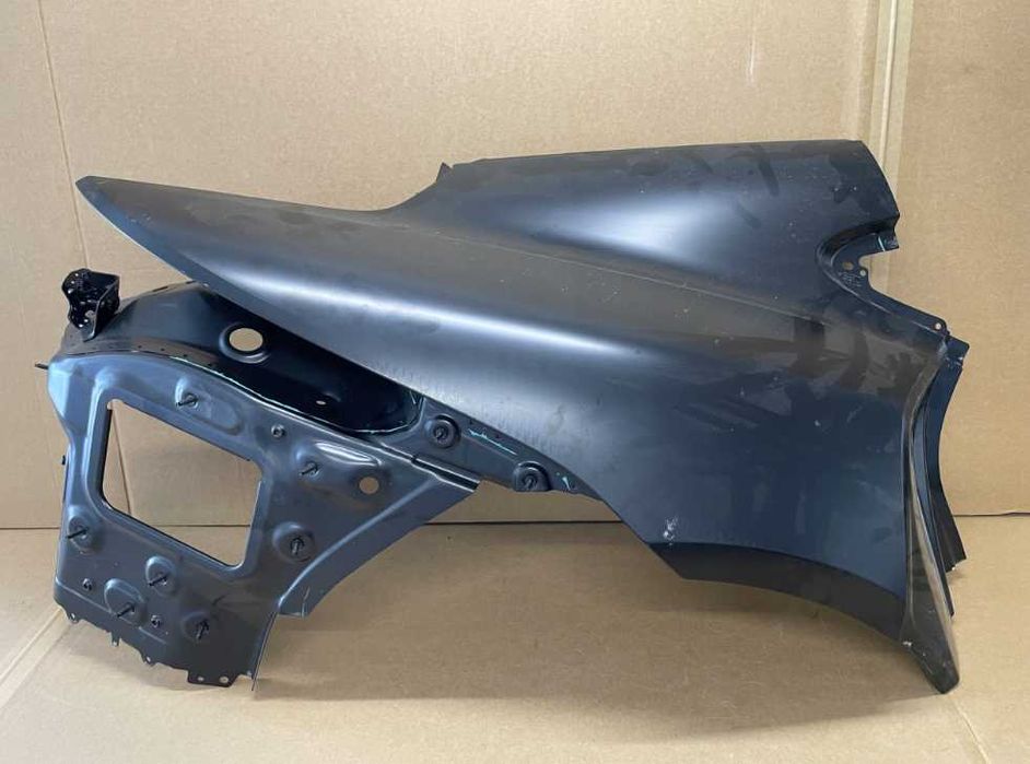 Бампер Porsche Taycan разборка порше тайкан запчасти taycan 4s