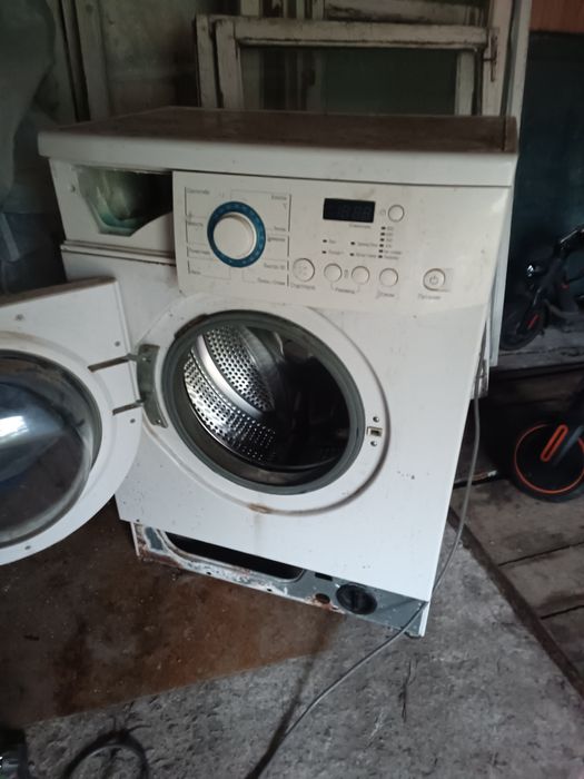 Пральну машину LG під ремонт або на запчастини